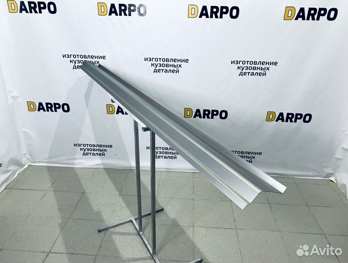 Пороги для Honda C-RV 2 II (2001–2006)