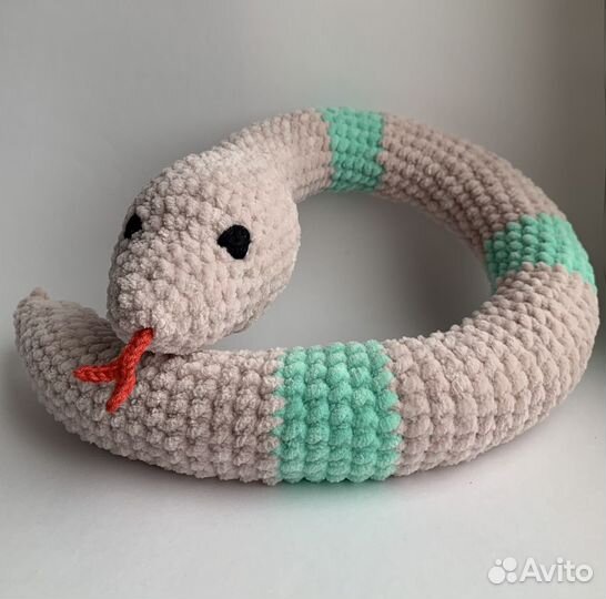 Вязаные игрушки ручной работы