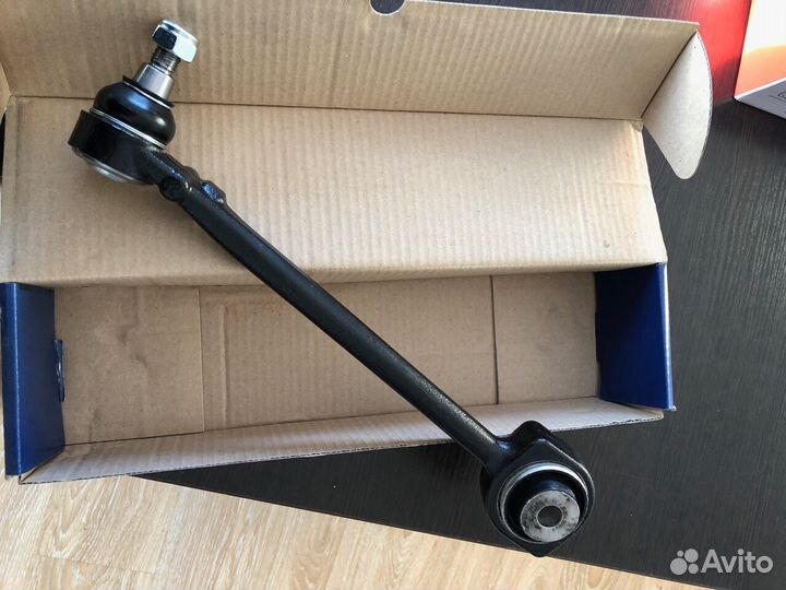 Рычаг передний на с класс w204 4matic