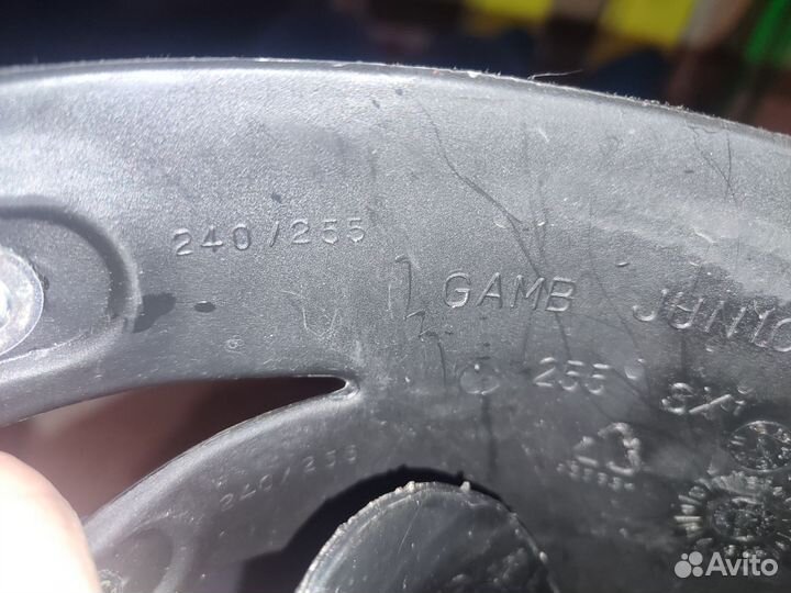 Горнолыжные ботинки и лыжи в комплекте детские