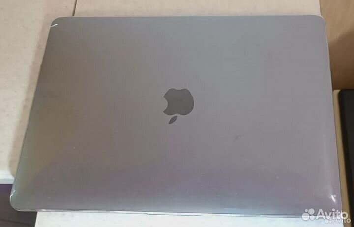 MacBook Pro 13 M1 16GB/1TB - Практически новый, ид