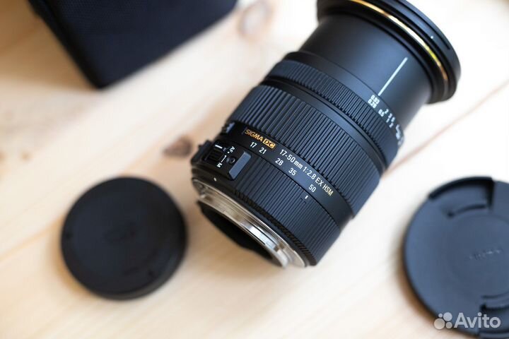 Sigma AF 17-50mm f/2.8 EX DC OS HSM (Canon EF-S)