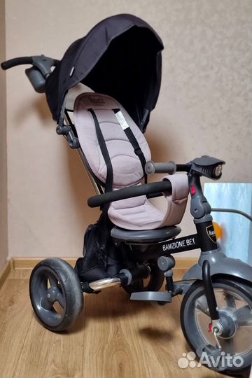 Детский велосипед трехколесный с ручкой Nuovita