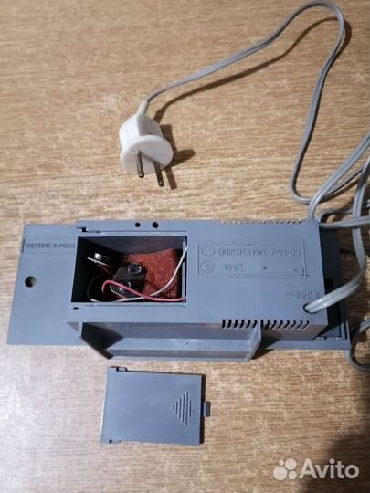 Часы Электроника - 7