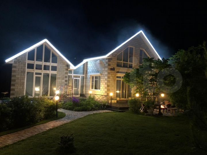 Коттедж 284 м² на участке 13,8 сот.