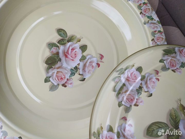 Блюдо с крышкой