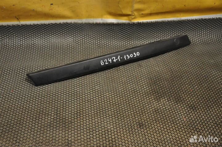Молдинг двери задний правый toyota corolla CE106