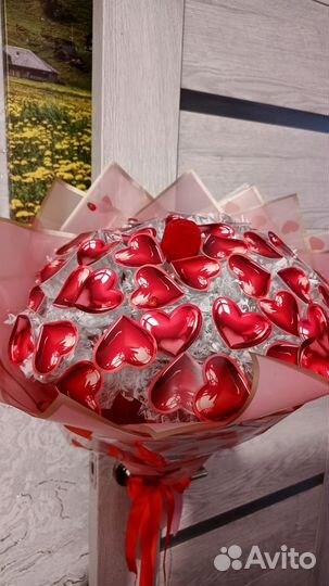 Букет из сердечек с коробочкой для кольца