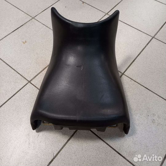 Сиденье переднее для bmw r1100rs