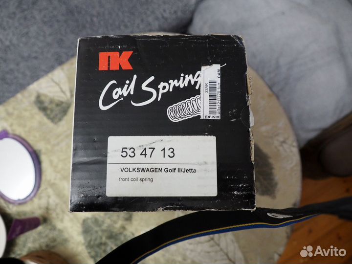 Пружина передняя Фольксваген Гольф/Джетта
