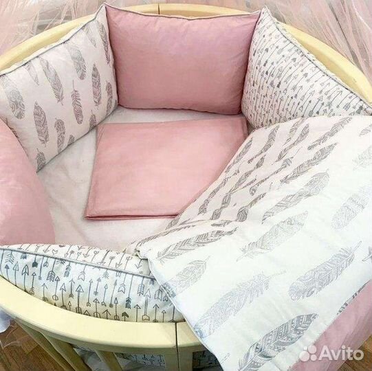 Бортики в детскую кроватку Подушки белье