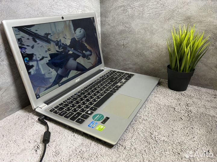 Мощный ноутбук Acer 2 видеокарты/SSD/i5