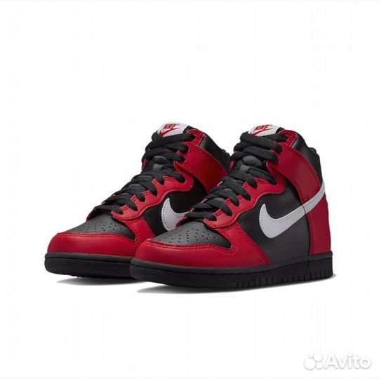 Nike Dunk High Deadpool
