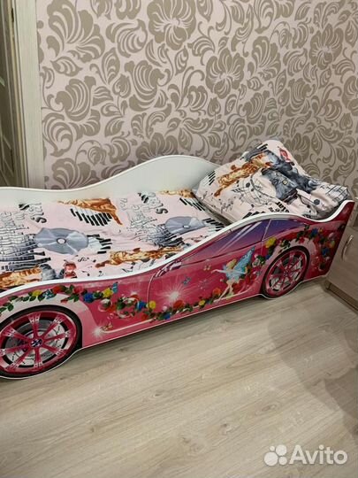 Кровать машина для девочки
