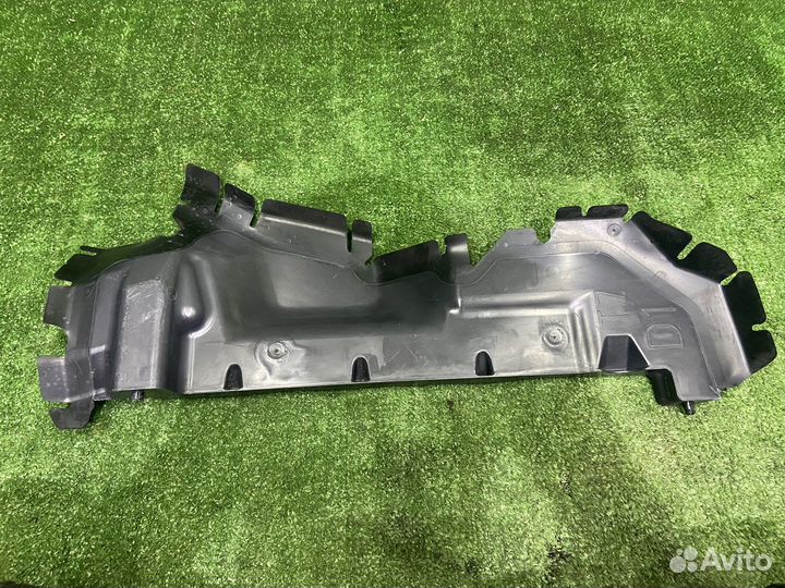 Дефлетор радиатора Peugeot 308