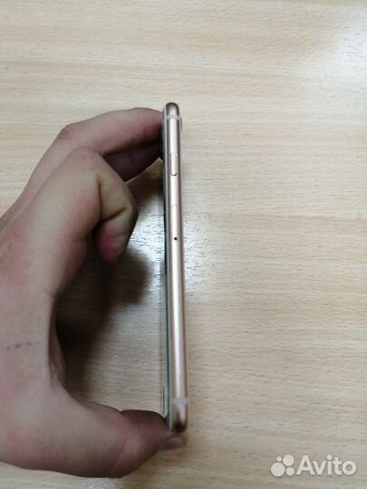 iPhone 8