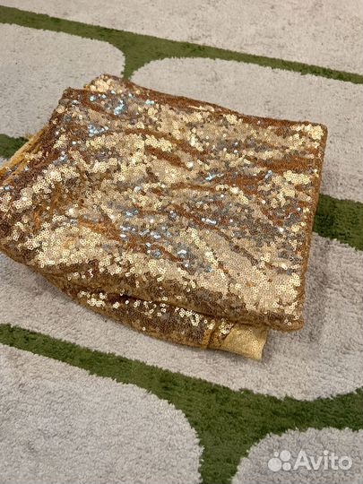 Скатерть новогодняя золотая с пайетками 120х170