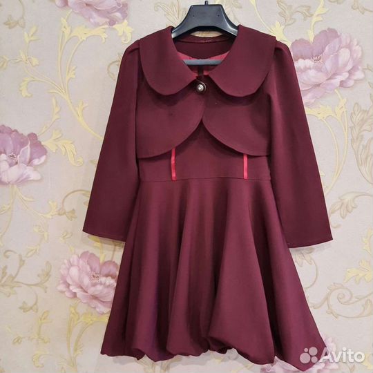 Школьный костюм бордовый