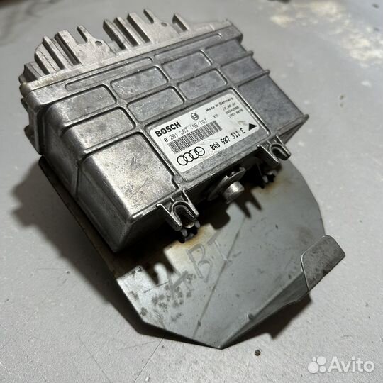 Блок управления двигателем Audi 80 B4 2.0 ABT