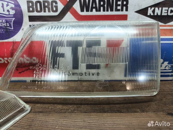 Б/У hella Стекла фар Ауди А6 С4