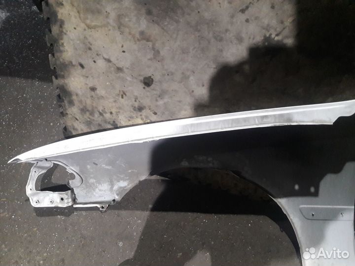 Крыло тойота марк 2 переднее правое 100 козов