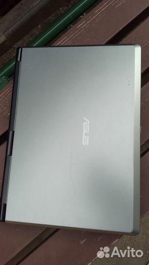 Ноутбук asus