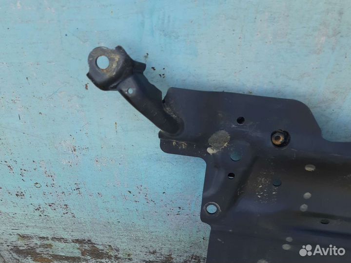 Подрамник Audi Q7 4M Touareg 3