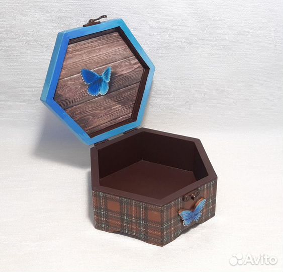 Шкатулка шестигранная 