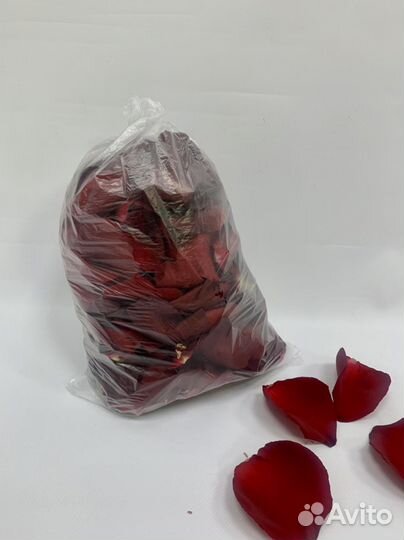 Лепестки роз/рафаэлло/свечи