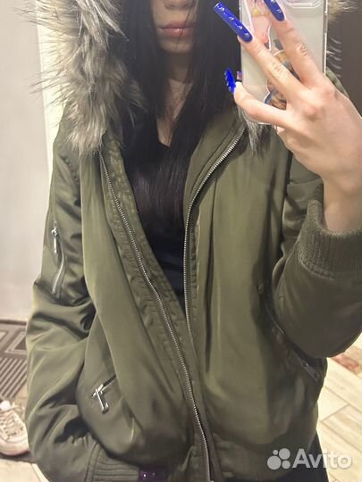 Бомбер с меховым капюшоном y2k