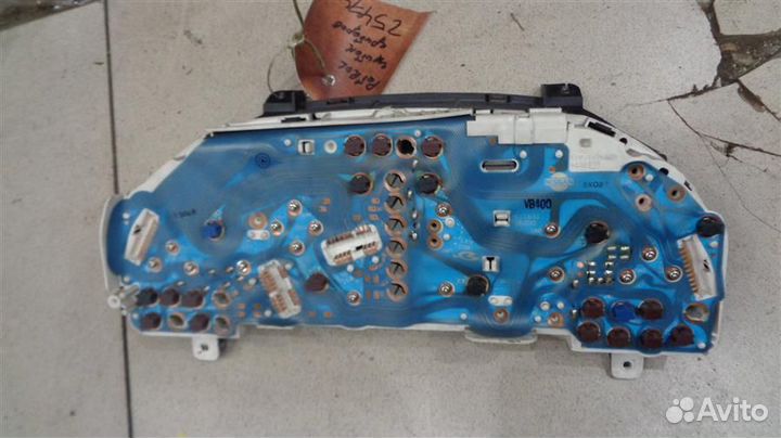 Панель приборов Nissan Patrol Y61 1997-2010