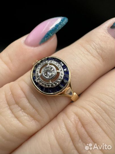 Золотое кольцо 750 с бриллиантом и сапфирами
