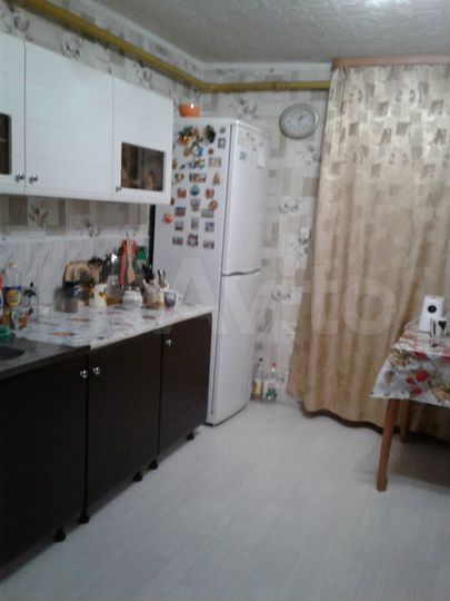 3-к. квартира, 58 м², 1/1 эт.