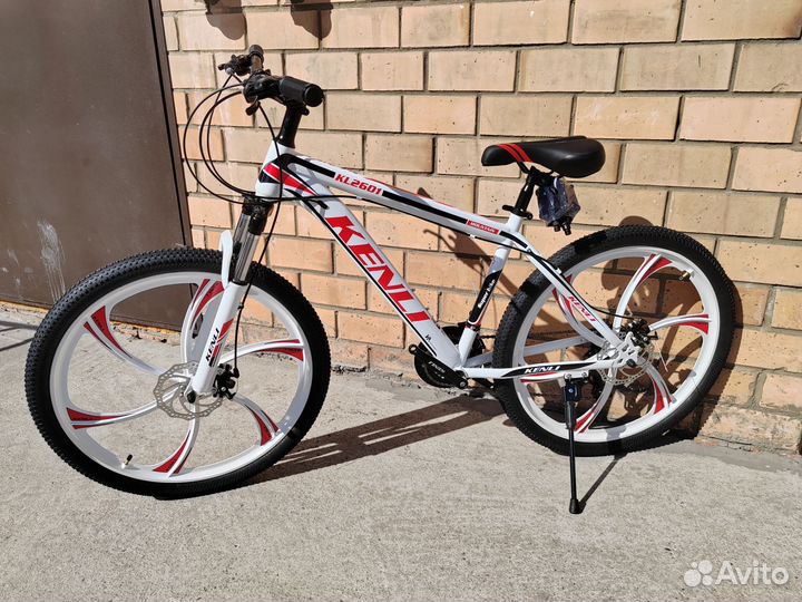 Велосипед новый белый