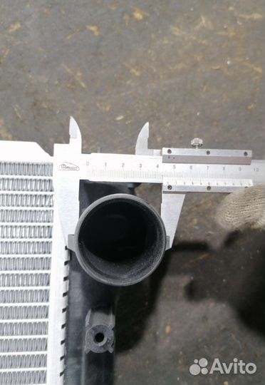 Радиатор двс chrysler 300c