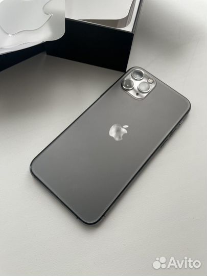 iPhone 11 Pro Max, 256 ГБ