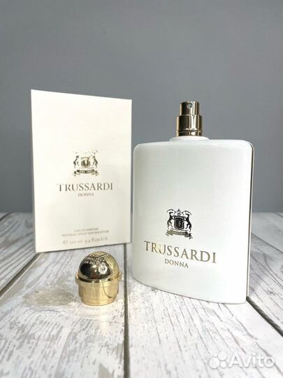 Аромат trussardi Donna 2011