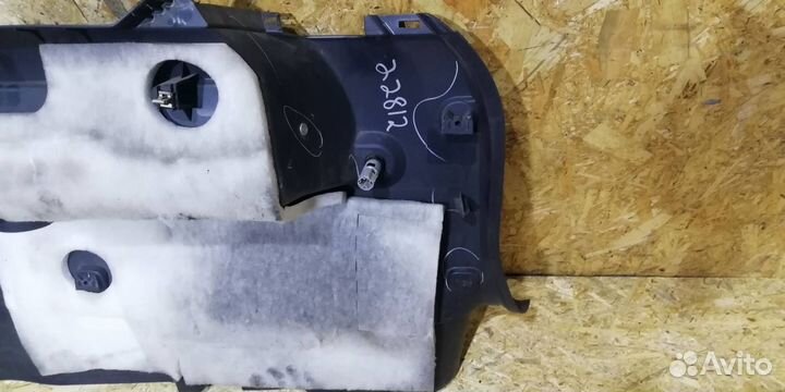 Обшивка отсека багажника левая Dodge Journey 2009