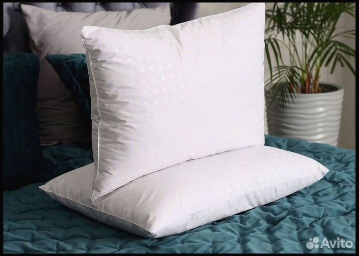 Подушка с натуральным наполнителем из пуха