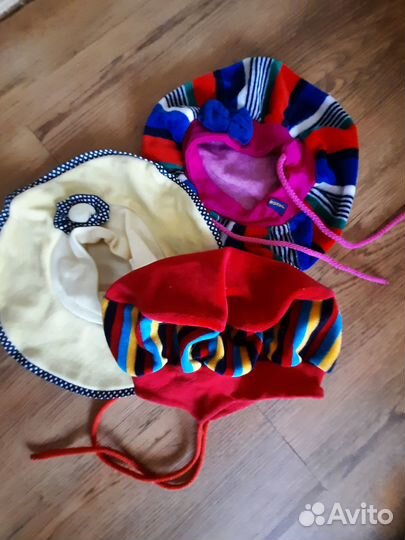 Беретки, шапочки новые