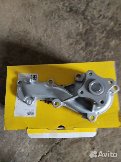 Помпа ниссан