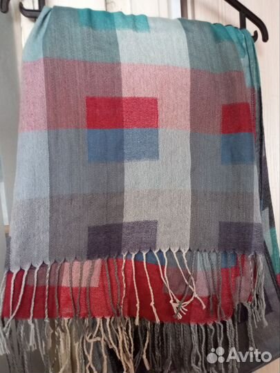 Шарфы платки палантины