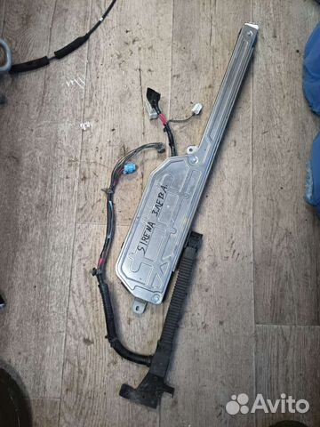 Механизм открывания двери левый Nissan Serena C25