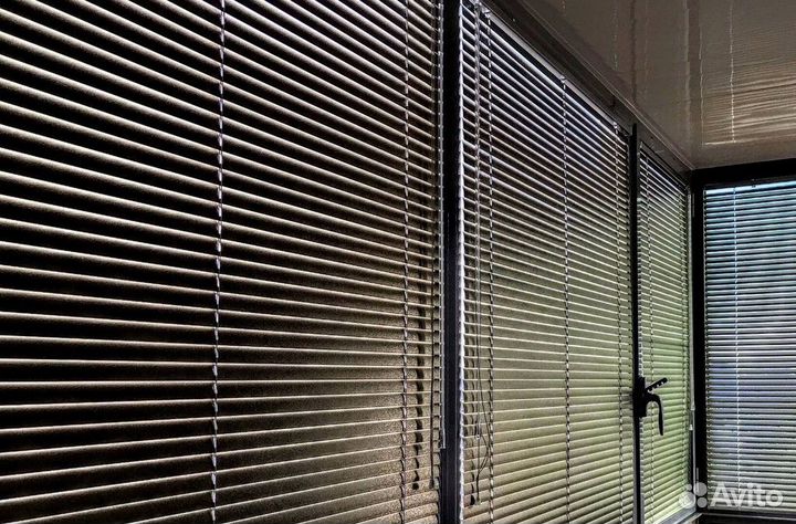 Жалюзи горизонтальные алюминиевые