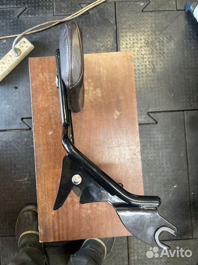 Спинка пассажира Harley Davidson оригинал
