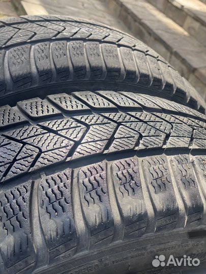 Pirelli Winter Sottozero 3 245/45 R19 и 275/40 R19 101Y