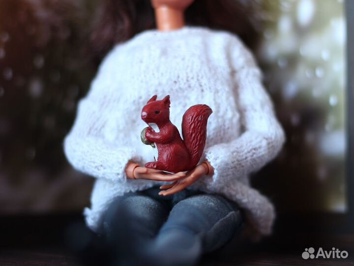 Питомец размера Барби - белка с орешком (#kg)