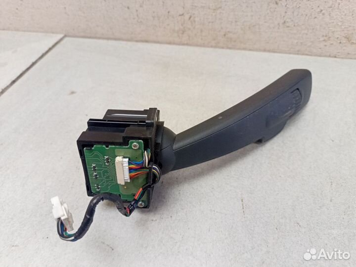 Переключатель стеклоочистителей подрулевой