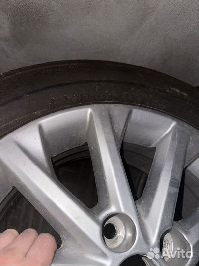 Yokohama dB Decibel E70 215/65 R16