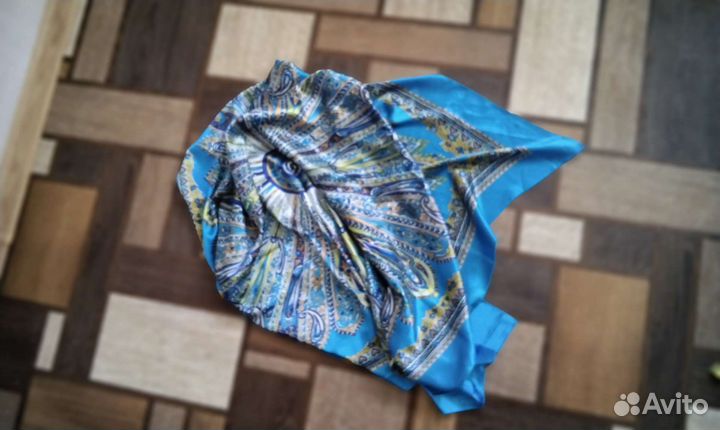 Шелковый платок